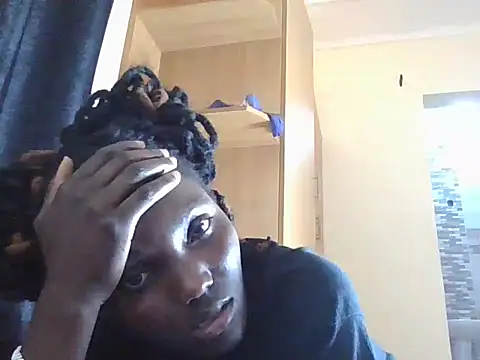 Black_beautygirlll webcam
