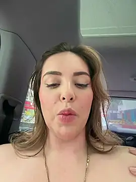 Alirawrz live cam on StripChat
