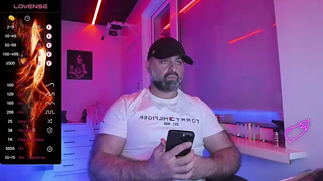 HAIR-MAN live cam on StripChat