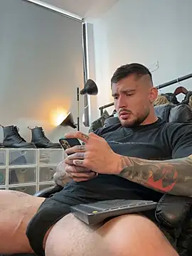 DimitriSullivan_ live cam on StripChat