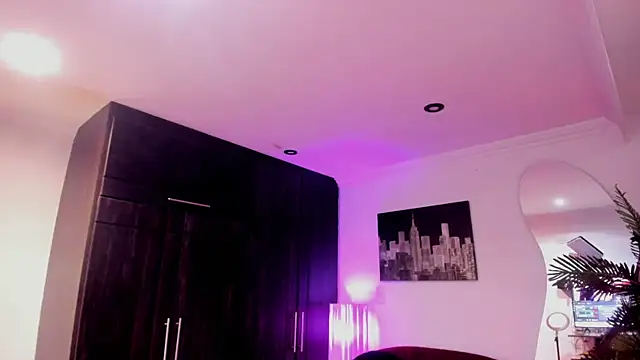 Meghan320 webcam