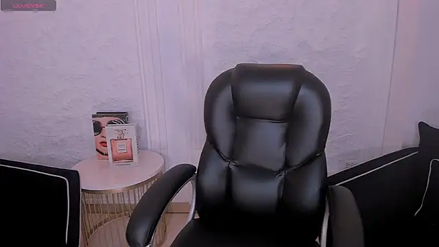ChloePreston_ webcam