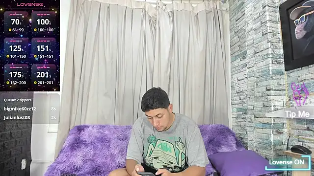 NoahAndBunny webcam