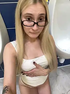 sukidaa Live Web Cam Show