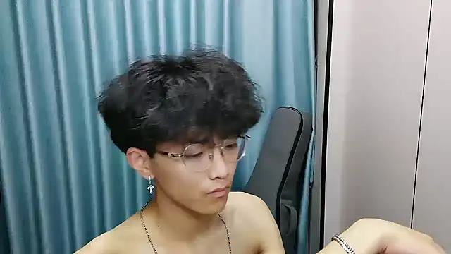 wssoo11 Live Web Cam Show