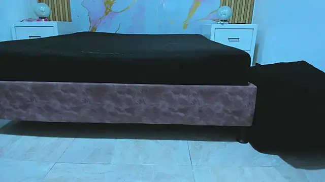 Chloe-Piink webcam