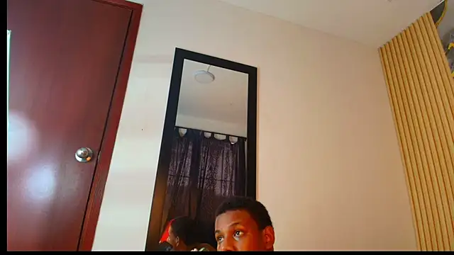 Adriann_Stone webcam