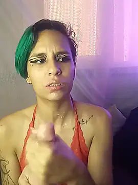 MadisonCollins026 webcam