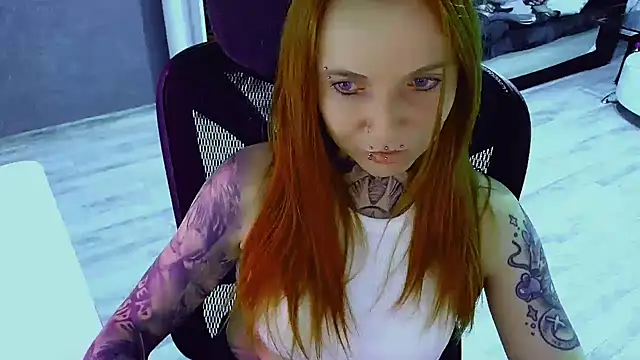 InesGold webcam