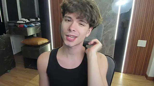 calvin_love_you webcam