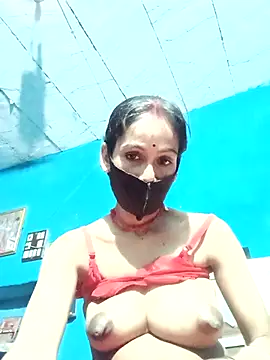 Nandani-758 webcam