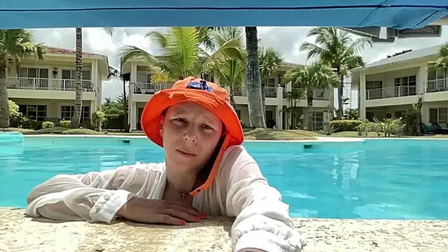 ViktoriaSilk webcam