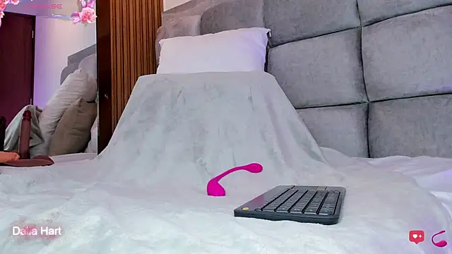 DaliaHart webcam