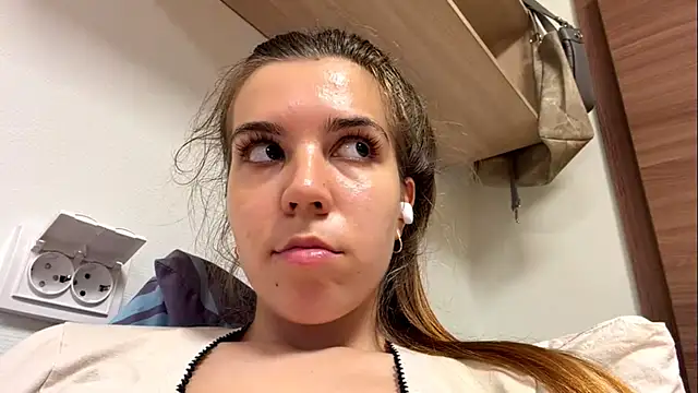 LaurindaStalford webcam