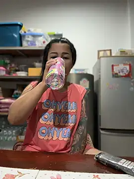 LINDA_HD webcam