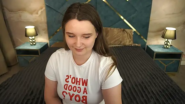 MagicPeachh_ webcam