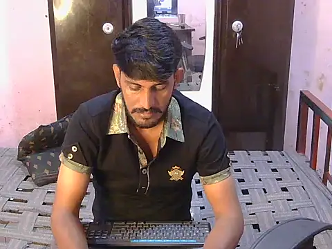 HotXKrish webcam