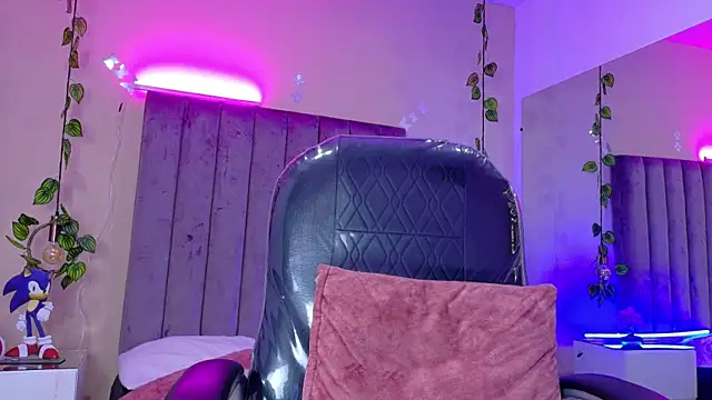 Nascary_Fox webcam