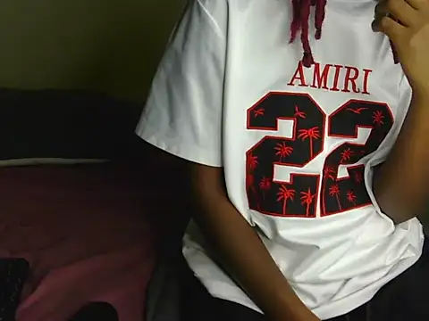 Nicole_ness webcam