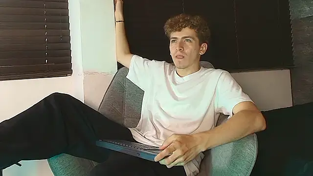 Tyler_Mcrey webcam