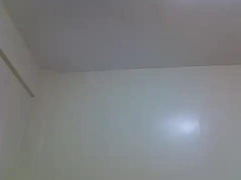 PetiteNoirrr live webcam
