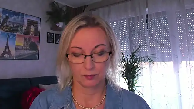 vanessa_chat