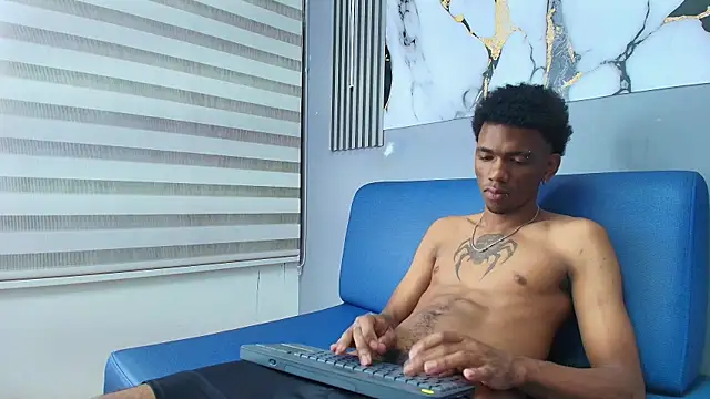 nero_reyd webcam