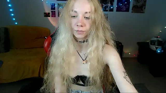 Nica_Kawaii webcam