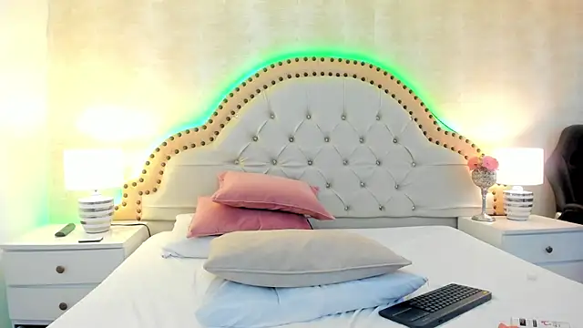 AlenaColeman webcam