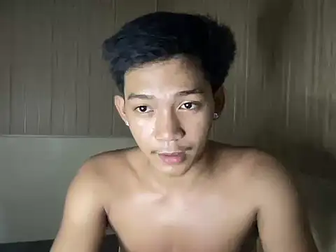 YourcumBoy77 webcam