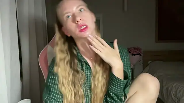 DarimBlondie webcam