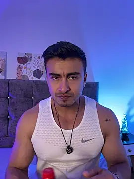 chris_clarck (M young) - jerking off🍆🍆🥵😏😈💦