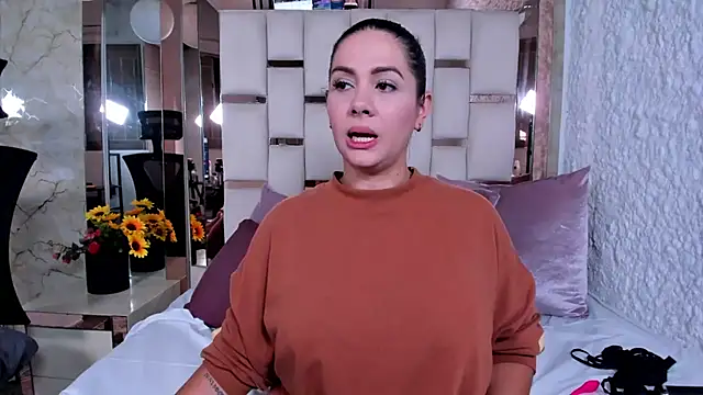 stefanyruizz live cam on StripChat