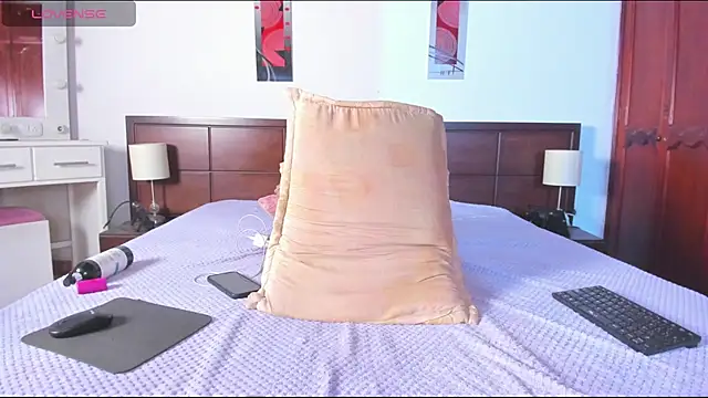 MiaMarin_hot webcam