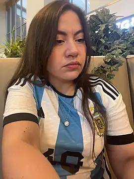 Iam__Cristal live cam on StripChat