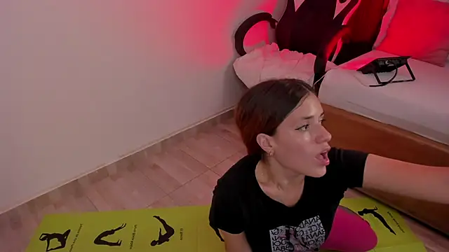 alliss_ginger_ live cam on StripChat
