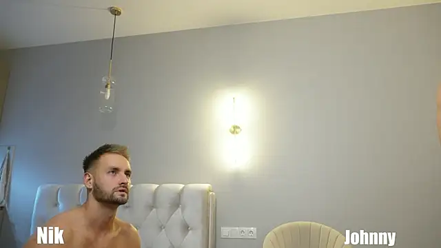nik_sharp - Nik_Sharp's free webcam - UK Sex Cams