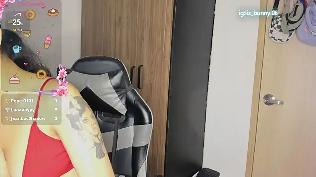 baby_lizy webcam