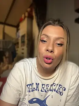 KrisKkiki webcam