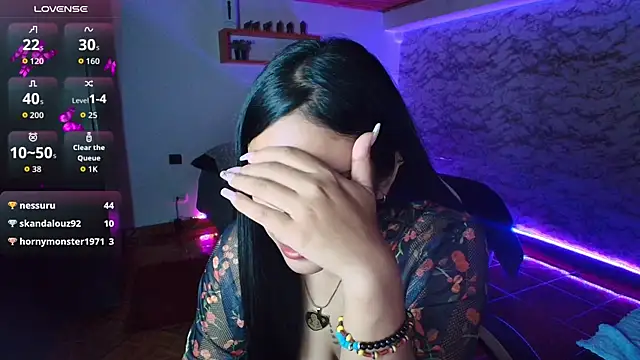 Camila_IRoose webcam