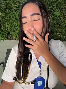 MiaCamille_ webcam