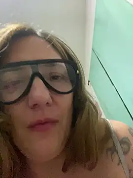 lulupiecitosamor webcam