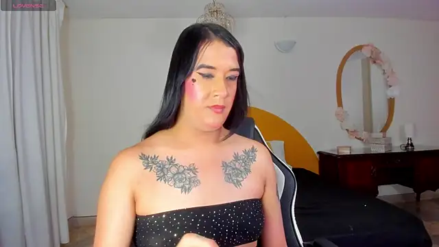 Alana__dolls_ webcam