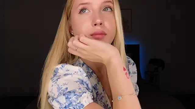 adele_armass live sex cam