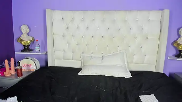 candy_queens_ live cam on StripChat
