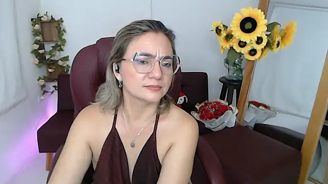 ana_milf webcam