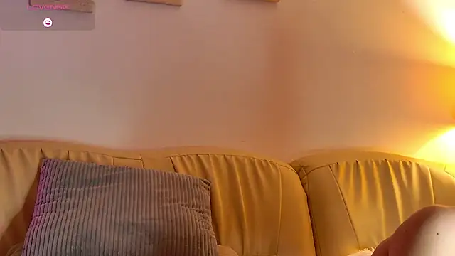 Bella_Rosee4u webcam