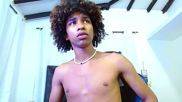 angelll18_ webcam