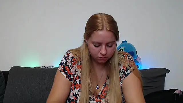 Mia_lou05 webcam