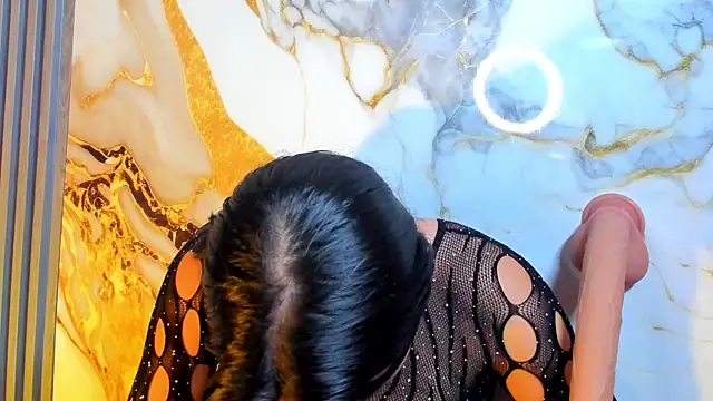 mlucreciasucker303av webcam